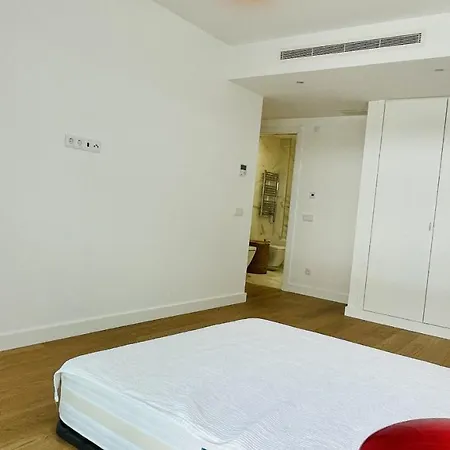 Prime - Shared Pool - 6 Guests - דירה *