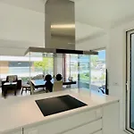 Prime - Shared Pool - 6 Guests - Appartamento